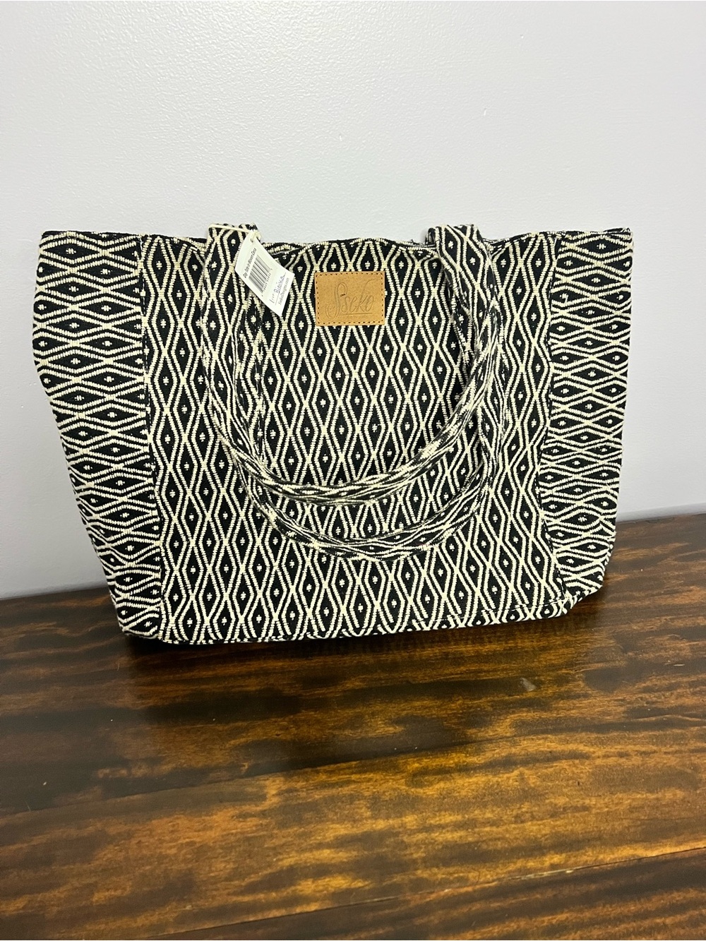 Sseko Black & White Day Tote in Woven Cena